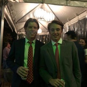 Meet your Posher, Tom